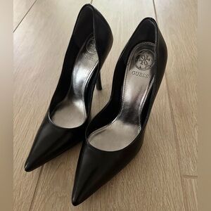 Guess Black Heels Classic Pumps